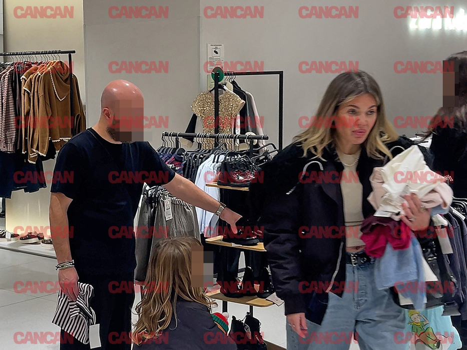 Gina Pistol și fiica ei, Josephine, momente de neuitat în mall