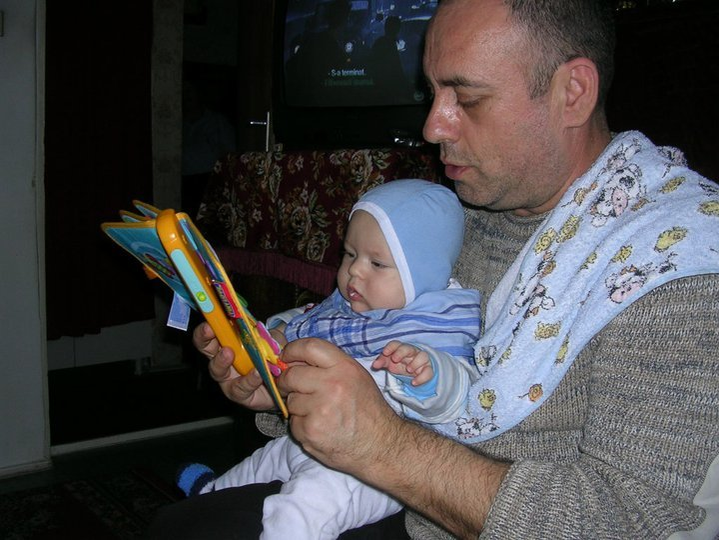 Americanu e de două ori tătic