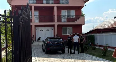 Crimă șocantă în Târgu-Jiu! Un adolescent în vârstă de 15 ani și-a înjunghiat mortal bunica