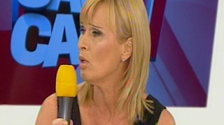 VIDEO Mariana, fosta sotie a stelistului: "Fiul meu a venit in baie cand ma batea Reghe si a dat in el cu papucul"