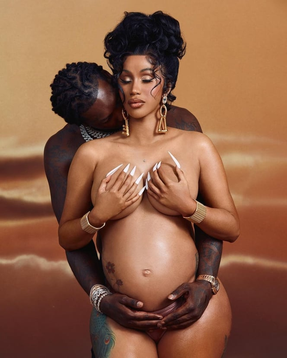 Cardi B va deveni mămică pentru a doua oară! Vedeta le-a dat tuturor vestea cea mare