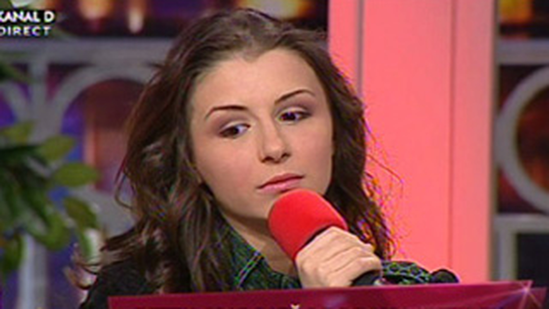 VIDEO Primele declaratii ale lui Betty Stroe dupa sinuciderea tatalui: "E greu sa treci peste, cred ca niciodata nu treci de tot"
