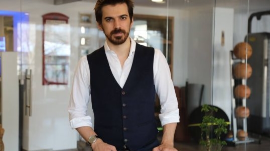 TUNCAY, surprins cu o blondă în apartamentul ANDREEI MARIN, la doar o lună de la divorţ!