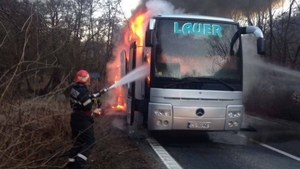 Un autocar cu 42 de copii a luat foc! Ce s-a întâmplat cu elevii