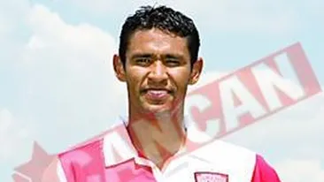 Cainii dau bani ca sa scape de capusele de import