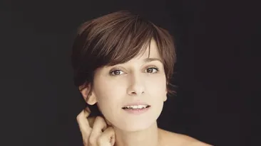 Dana Rogoz, criticată pe Facebook: ”Mi-a scris cineva că am nasul mare, dinții strâmbi, cearcăne și urechi mari”