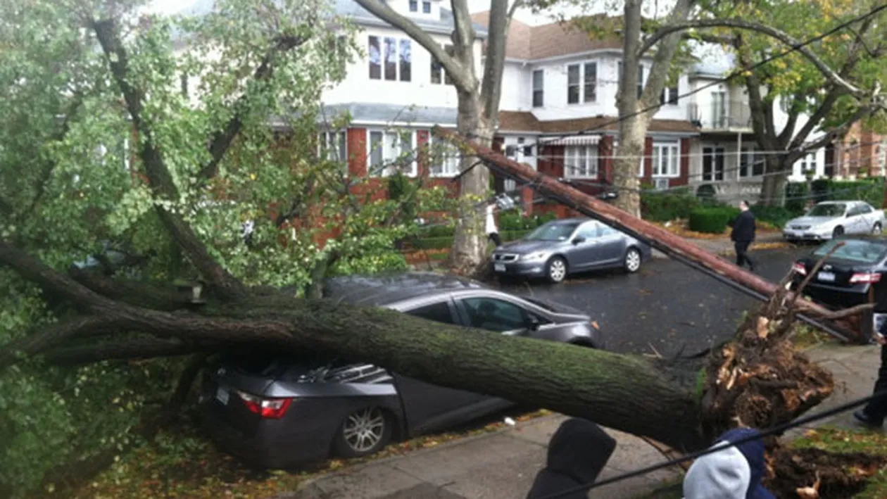 SUA a intrat în criză! Carburanţii vor fi raţionalizaţi în New Jersey