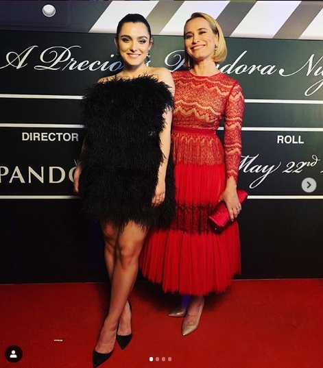Alexia Eram, pe urmele mamei sale, Andreea Esca. Bruneta va prezenta o emisiune. Unde poate fi urmărită