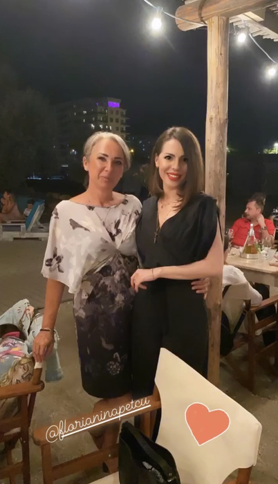 Partenera lui Radu Mazăre Jr. (dreapta), alături de ”soacra” ei