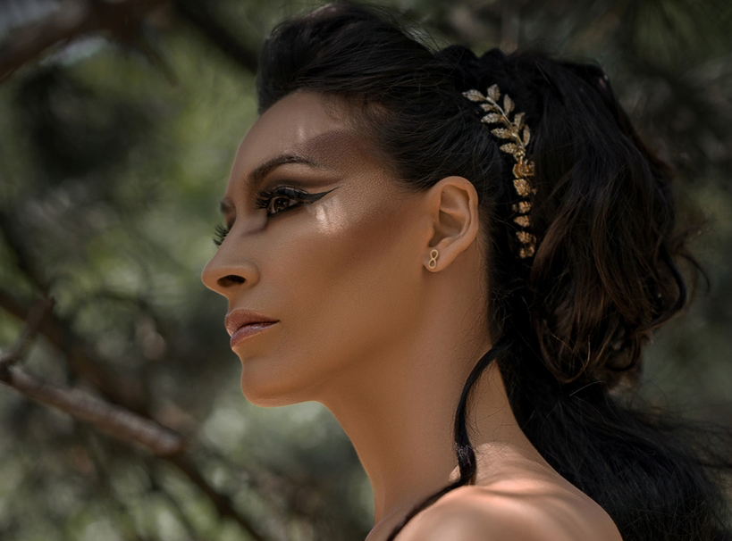 Cătălina Ponor, transformare spectaculoasă! Vedeta redevine zeița de la Atena
