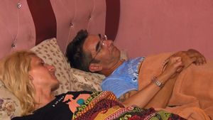 Ce s-a întâmplat noaptea, în pat, între Mihai Găinușă și Oana Paraschiv, la Asia Express