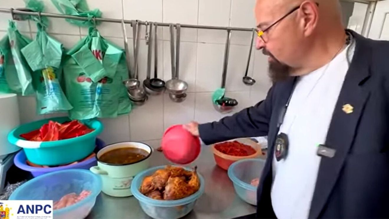 Ce a putut găsi Piedone în bucătăria unui "catering" din București: "Ce pute aici?!"