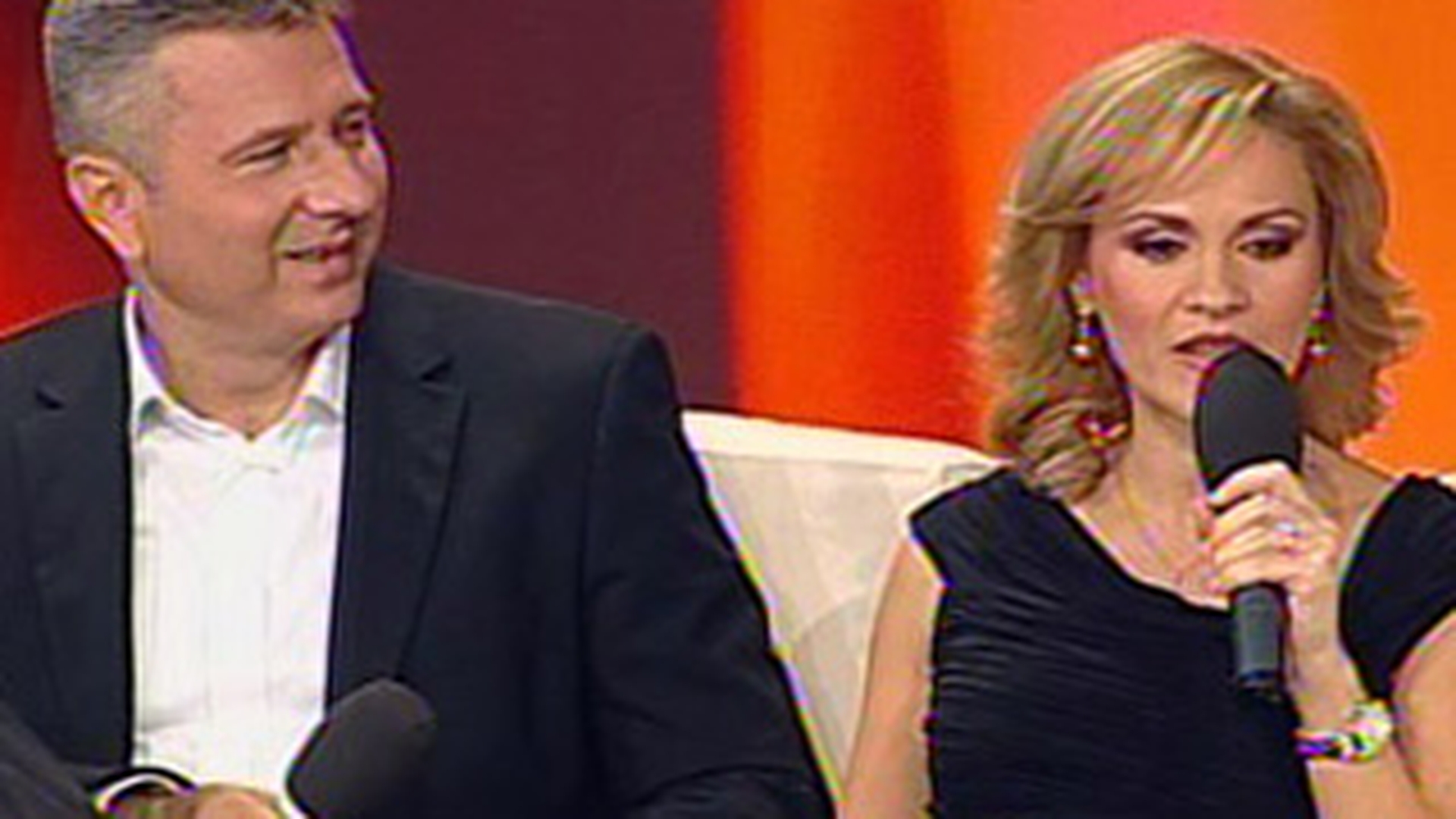 Gabi Firea crede ca va avea fetita: "Nu simt nimic, daca n-as fi usor balonata, n-as zice ca sunt insarcinata"