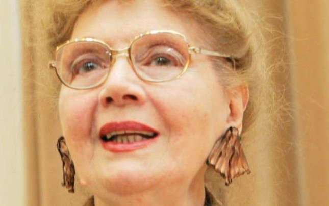 Carmen Stănescu a murit la vârsta de 92 de ani
