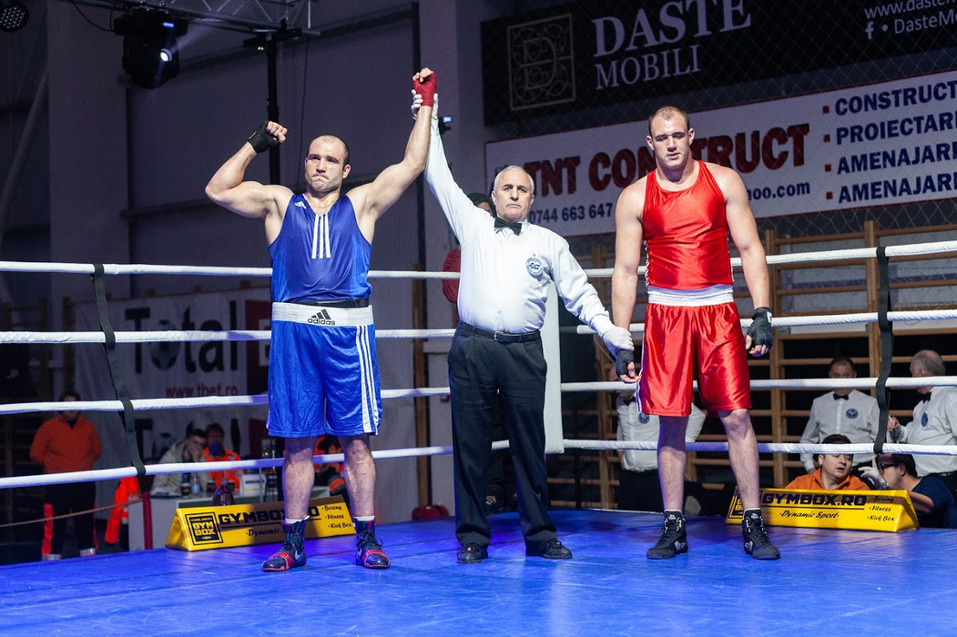 Mihai Nistor s-a săturat de sărăcia din boxul amator