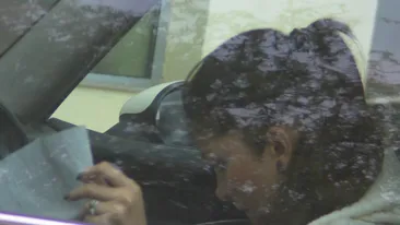 Alina Puscas, o actrita stransa la punga! Isi calculeaza la sange banii inainte sa intre in magazin!