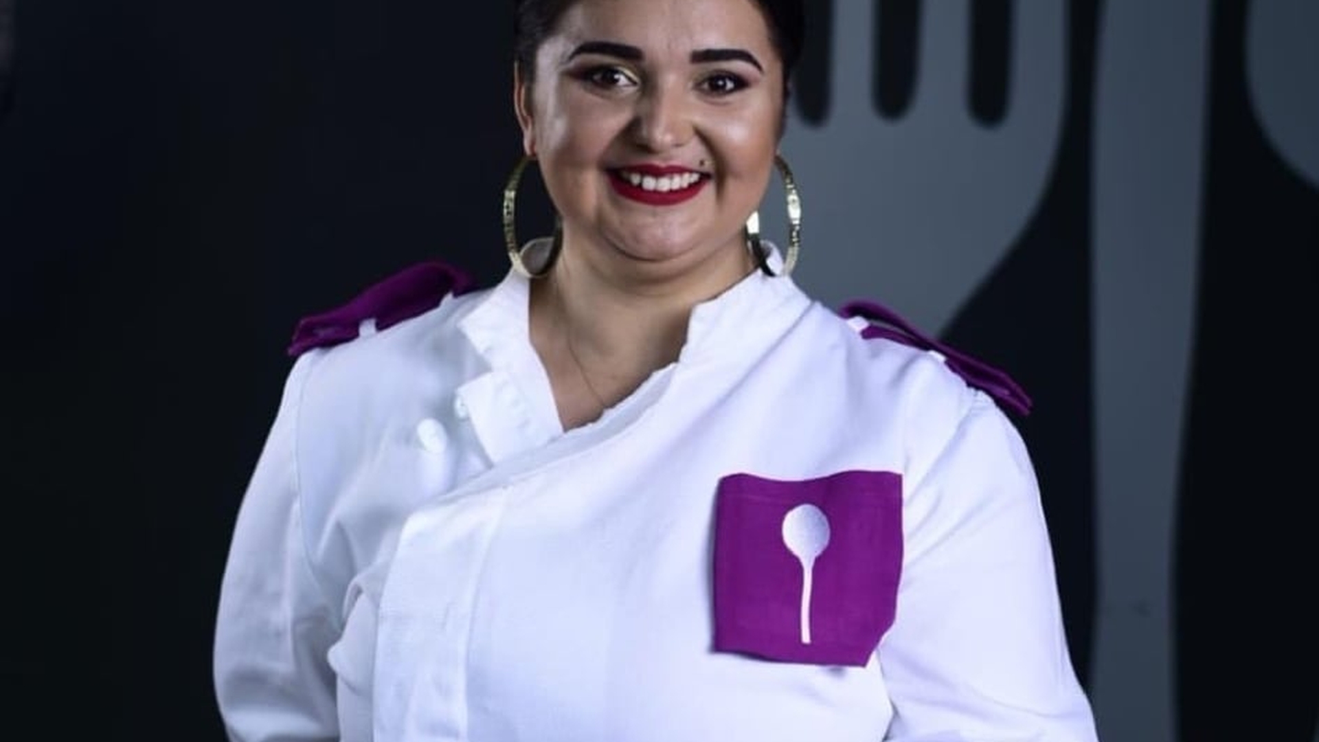 Câștigătoarea „Chefi la cuţite” a fost angajată la hotelul lui Cristi Borcea. Narcisa Birjaru își așteaptă fanii pe litoral „Noua mea casă”