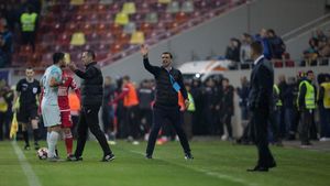 „Roș-albaștrii” nu-și revin după eșcul din „Derby de România”: „Nu ne așteptam să pierdem. E o înfrângere greu de digerat!”