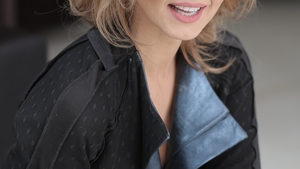 Monica Dascalu seamana perfect cu bunica sa! Vezi aici imagini inedite cu prezentatoarea TV