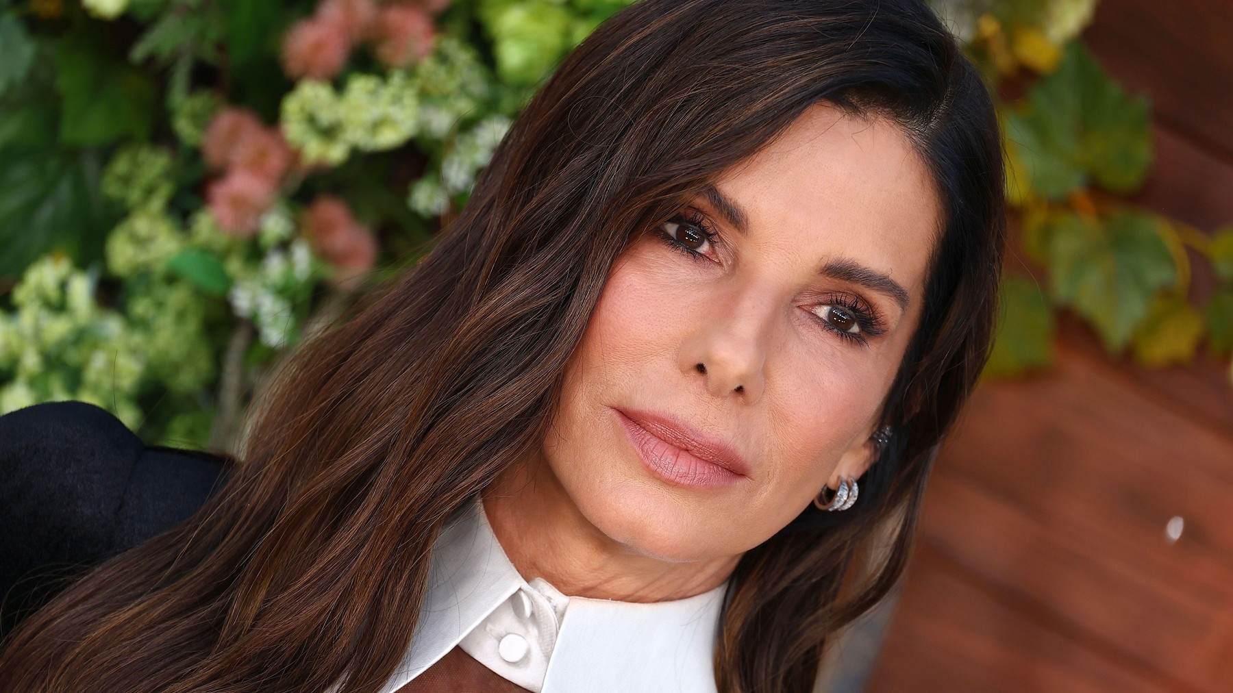 Sandra Bullock mărturisește că a văzut nave extraterestre. „Cred că există. Ne observă și râd de noi”