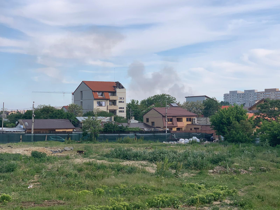 Incendiu uriaș în București! Imagini cutremurătoare realizate în urmă cu câteva minute