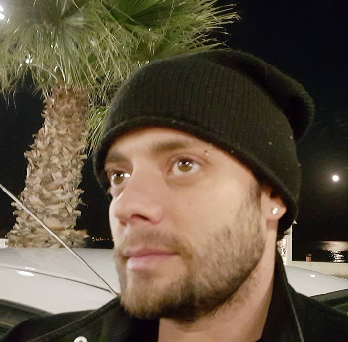 Cum arată şi ce face acum VICTOR SPIRESCU,  primul imigrant care a sosit în Marea Britanie dupa ridicarea restricţiilor de muncă