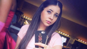 E minora, dar castiga cat 100 de adulti! N-o sa-ti vina sa crezi ce avere are Nicole Cherry