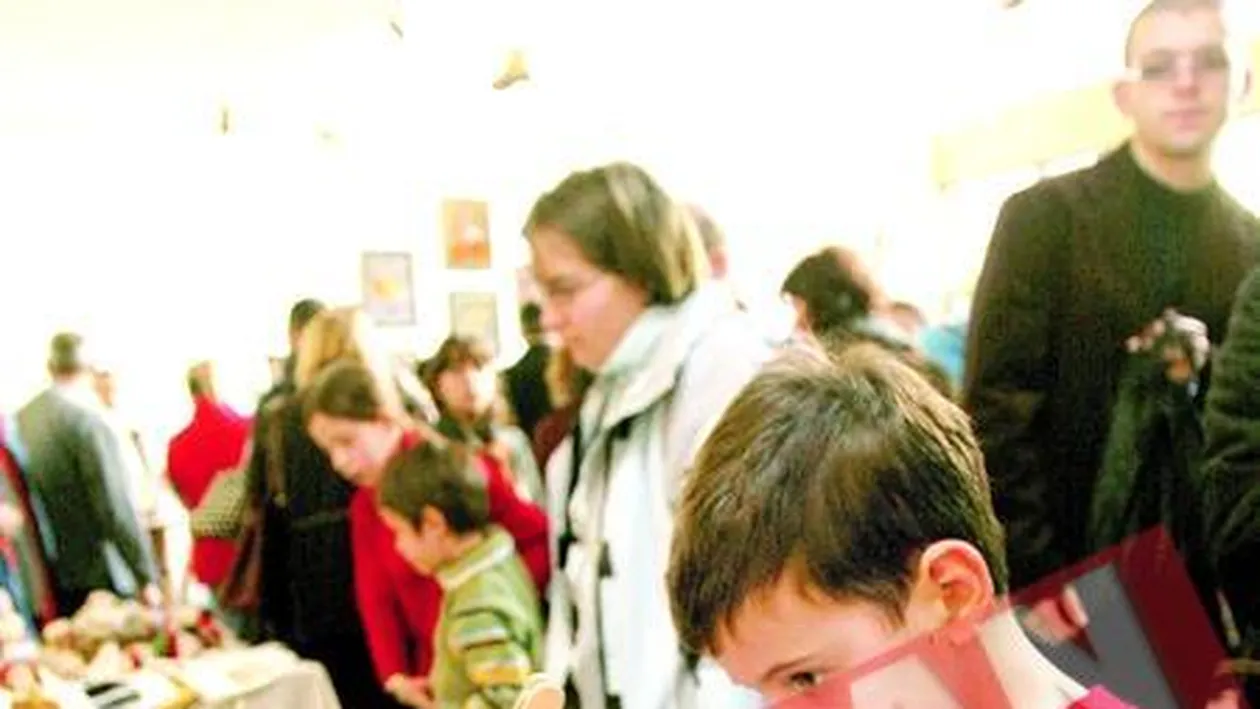 Mos Nicolae a rupt buzunarele targului