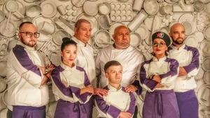 Familia ”Chefi la cuţite” s-a mărit! Îndrăgitul bucătar a devenit tătic: ”S-a născut micuţa mea prinţesă, EVA!”