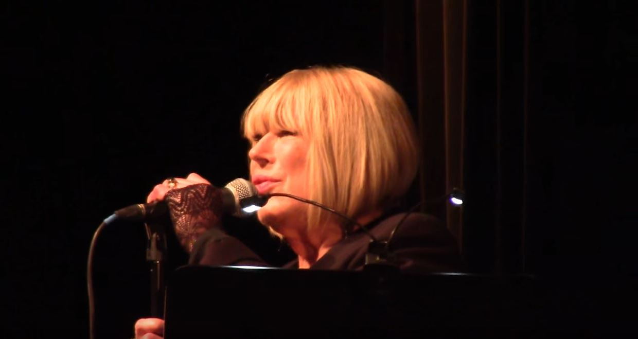 Actrița Marianne Faithfull, depistată pozitiv cu noul coronavirus! Anunțul trist făcut de managerul ei: “Este tradată într-un spital din Londra”