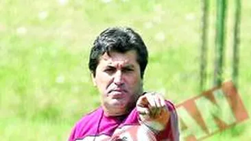 Jose Peseiro a interzis fotbalul la Pro Rapid!