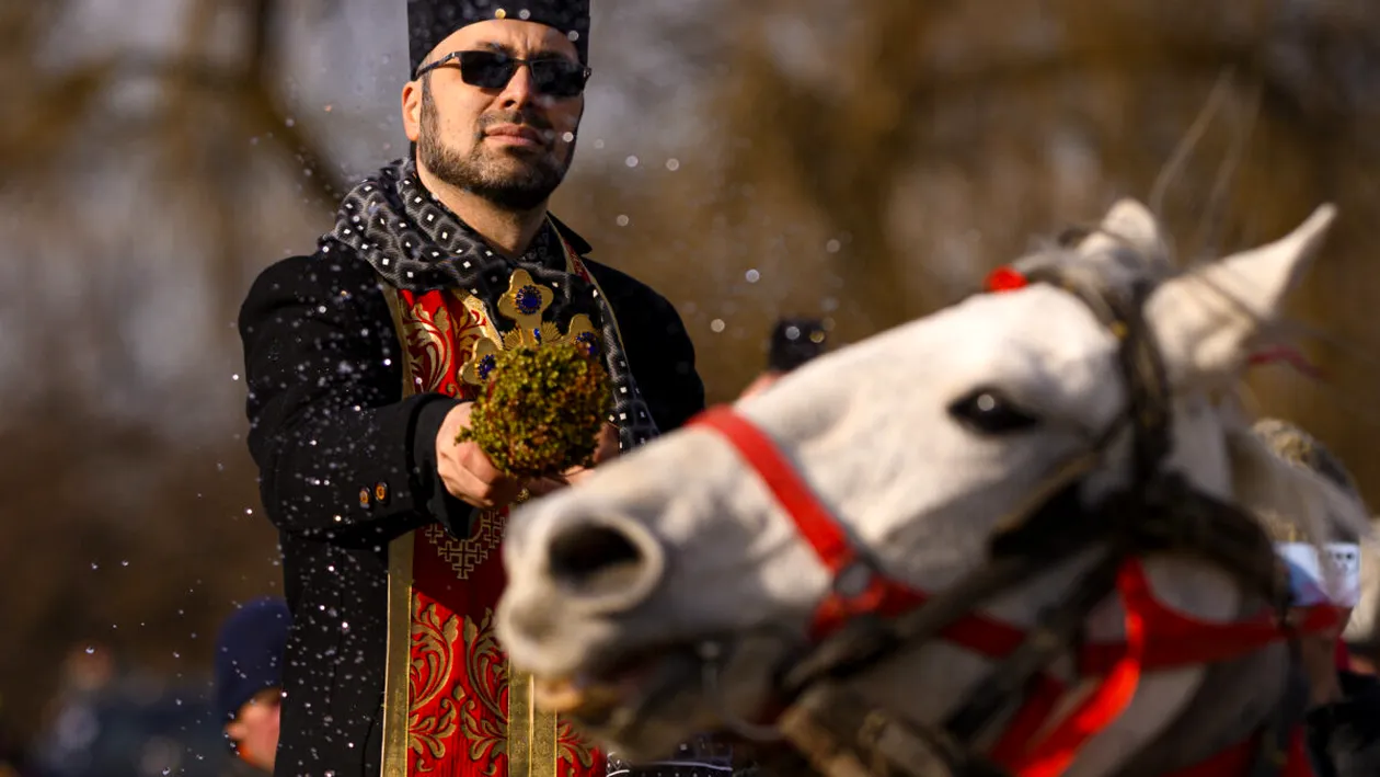 Obiceiul vechi care se mai ține și astăzi de Bobotează. Ce simbolizează, de fapt, acest ritual și de ce a dispărut din multe zone