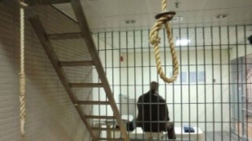 S-a ştrangulat în arestul poliţiei! A ameninţat că se omoară şi s-a ţinut de cuvânt! Vezi cum a fost posibil