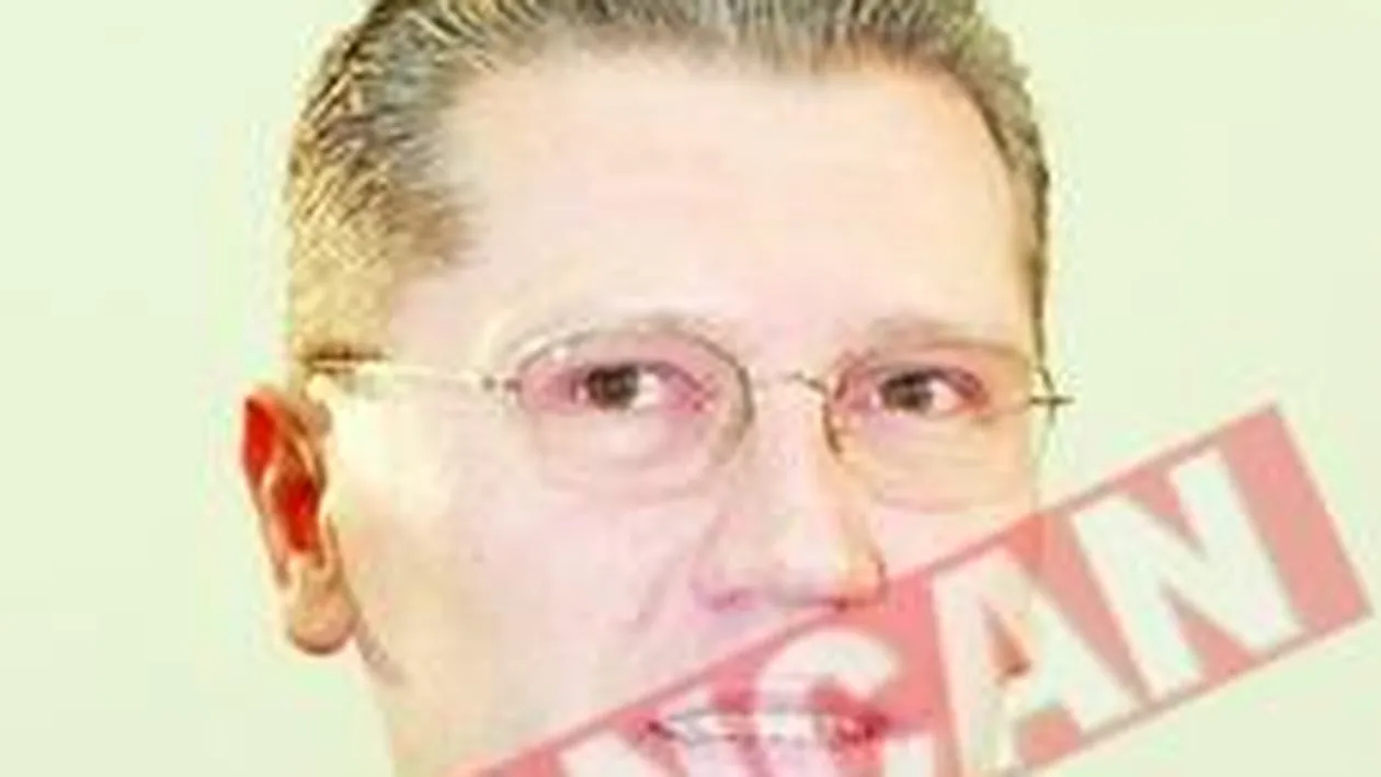 Primarul Liviu Negoita si-a tras teren de sport in parcul Voinicelul