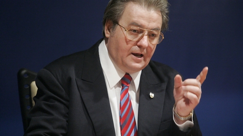 S-a declansat haosul! Cum a ajuns Vadim sa-si injure prietenii ca la usa cortului pentru ca nu l-au imprumutat cu bani!