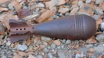 A murit dupa ce a sudat in apropierea unui proiectil neexplodat