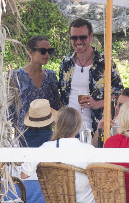 Fostul iubit al Mădălinei Ghenea s-a căsătorit în mare secret, în cea mai luxoasă destinaţie din Ibiza!