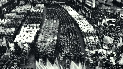 Cel mai odios proiect de epurare ideologică și spălare pe creier din istorie. Genocidul îndreptat împotriva educației