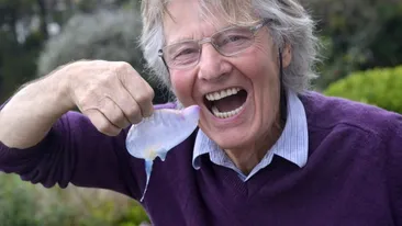 A gasit o creatura misterioasa pe plaja, a luat-o acasa si a pus-o la pastrare, dar a fost la un pas de moarte! Ce s-a intamplat cand s-a apropiat de frigider