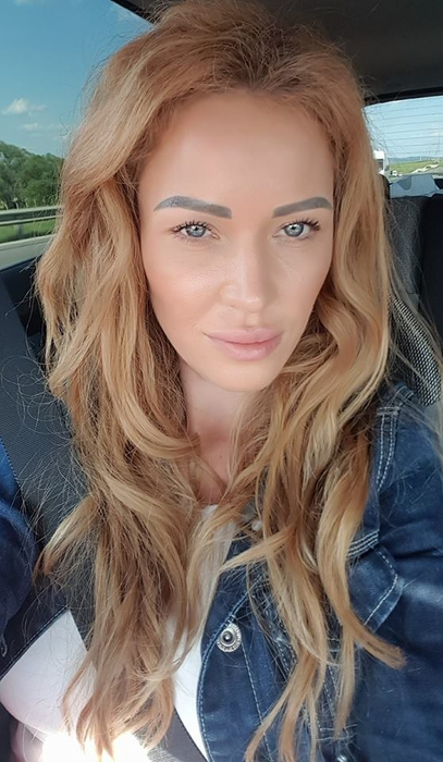 Sora Biancăi Drăgușanu seamănă din ce în ce mai mult cu vedeta!