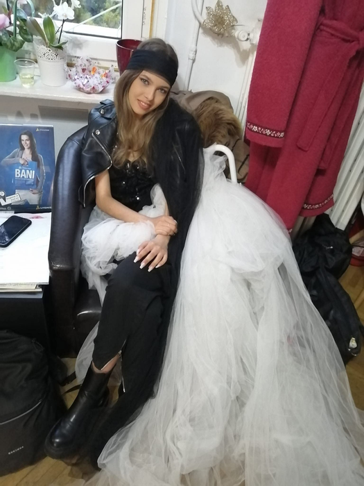 Modelele au prezentat colecția lansată de Ioana Popescu