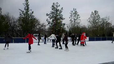 Unde patinam iarna asta in Bucuresti? Vezi ce patinoare s-au deschis deja in Capitala si cat costa aceasta distractie!