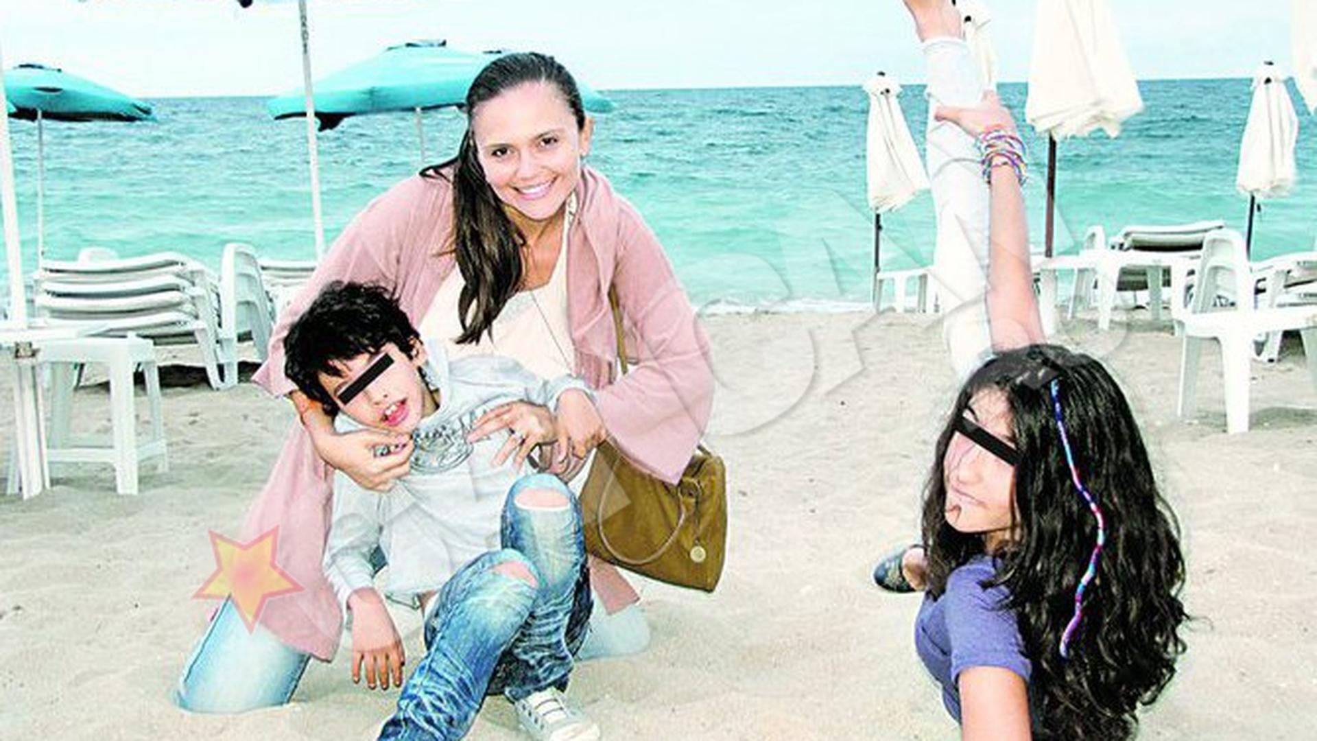 Siscanu si Madalin Ionescu s-au relaxat in Bulgaria, la all inclusive! Si-au luat copiii in luna de miere