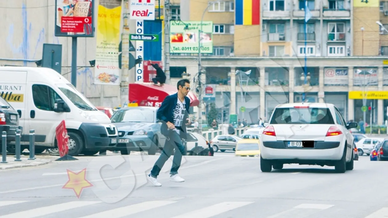 Stefan Banica face slalom printre masini! Actorul se antreneaza pe Calea Victoriei