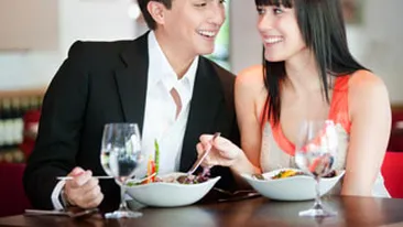 Un site matrimonial a dat afara 5.000 de persoane pentru ca s-au ingrasat