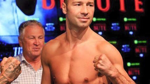 Lucian Bute, rugăminte disperată, după un grav accident rutier: "Se luptă pentru viaţa lui pe patul unui spital!"
