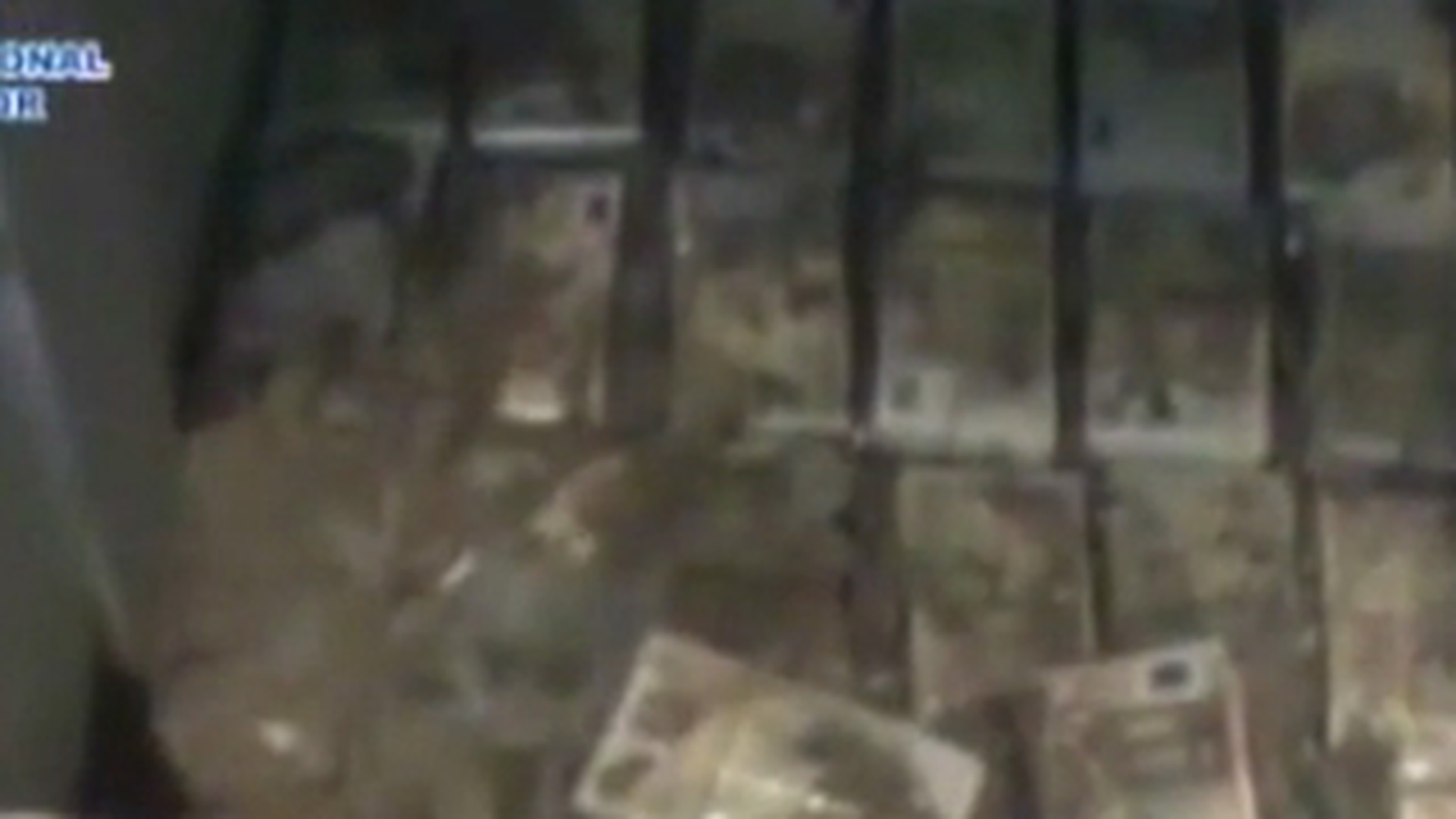 VIDEO 25 de milioane de euro ingropati sub podeaua vilei unor traficanti de droguri au fost confiscati! Uite intreaga operatiune