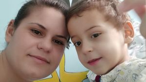 Durerea unei familii din Republica Moldova. A murit Vladimir, copilul de trei ani chinuit de un cancer de ficat agresiv