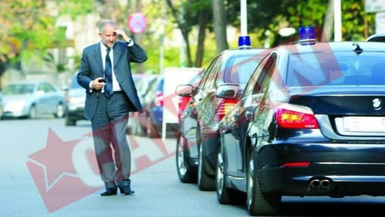 Oamenii lui Iliescu ii saluta pana si masina