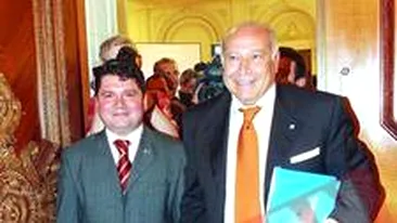 Voiculescu ameninta cu suspendarea lui Basescu in decembrie